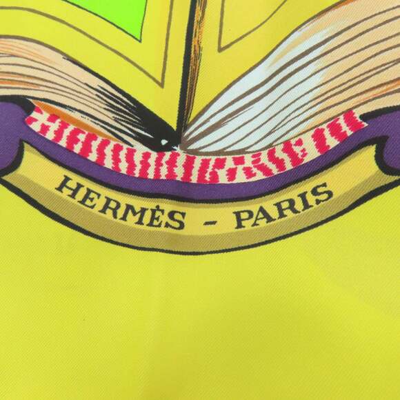 HERMES Yellow Silk Scarf - Picture 4 of 13
